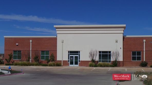 South Lubbock Office : 9826 Slide Rd, Lubbock, TX 79424